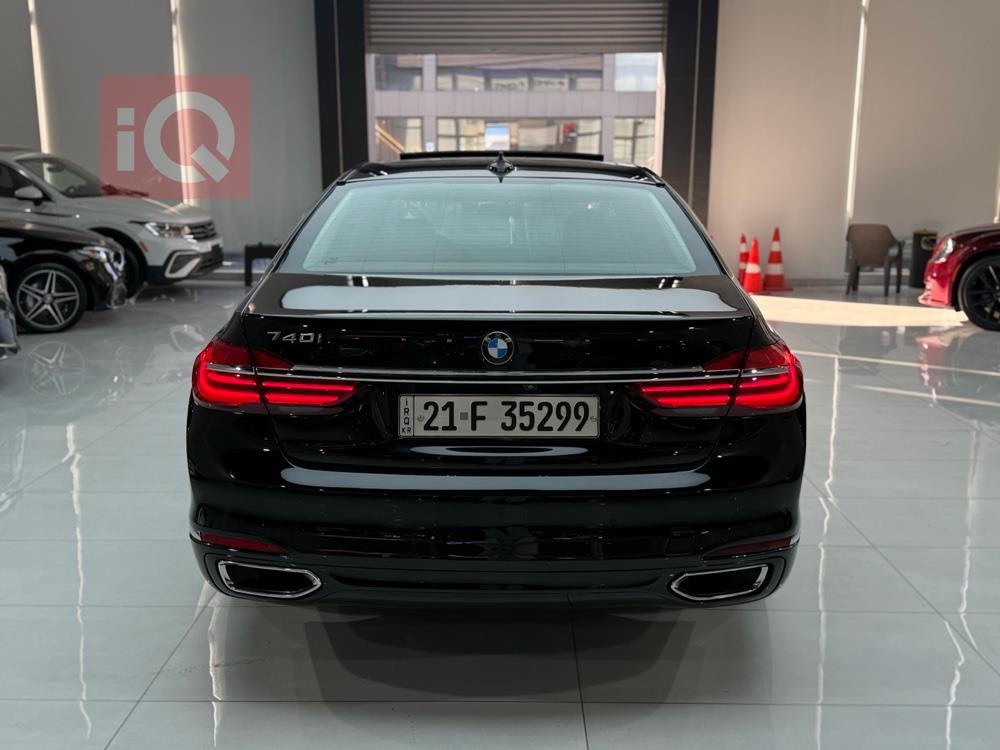 بي ام دبليو الفئة 7